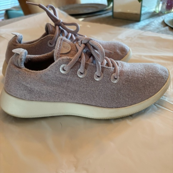 Allbirds Sneakers Merino wool runners in lilac purple Sz 9. Worn 3X. - Picture 5 of 15